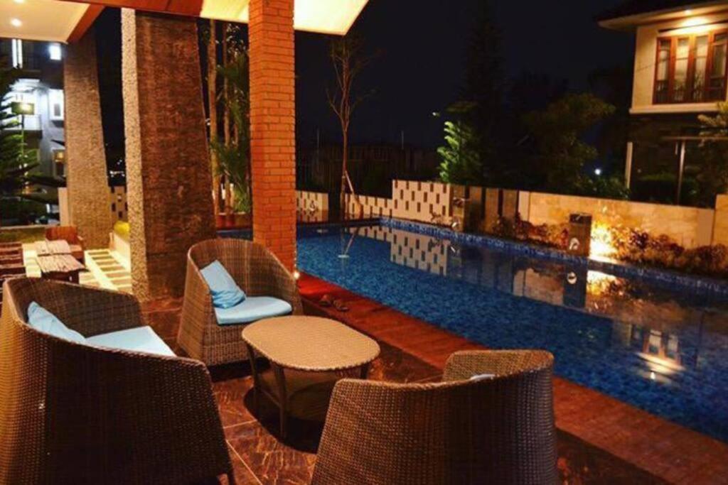 Villa Agro Kusuma Pinus R7 바투 외부 사진